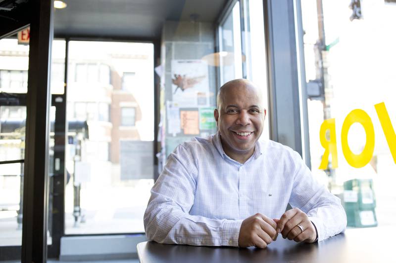 Oasiscu international Logo